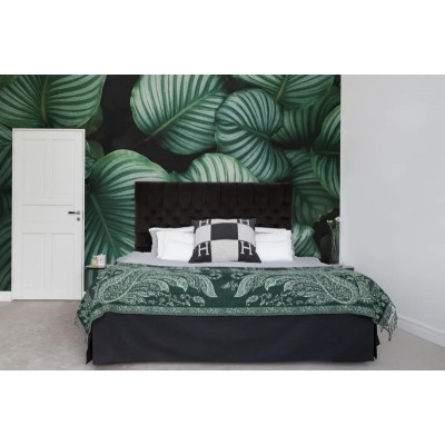 Fototapet premium, model 3d, Frunze verzi luxurian Fototapet premium, model 3d, Frunze verzi luxuriante Beetle Valley, dimensiuni pe comanda Rebel Walls