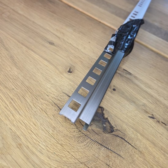 Profil colt exterior 12 x 12 mm inox patrat gresie faianta auriu antic Profil colt exterior 12 x 12 mm inox patrat gresie faianta auriu antic