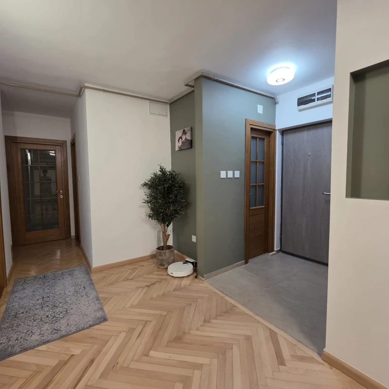 Măslin artificial decorativ, trunchi noduros, 150 cm, verde, masline negre