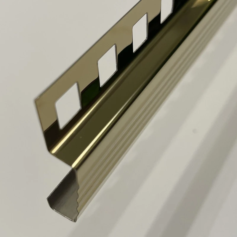 Profil inox, terminatie treapta gresie 10x30 mm, auriu oglinda, antiderapant
