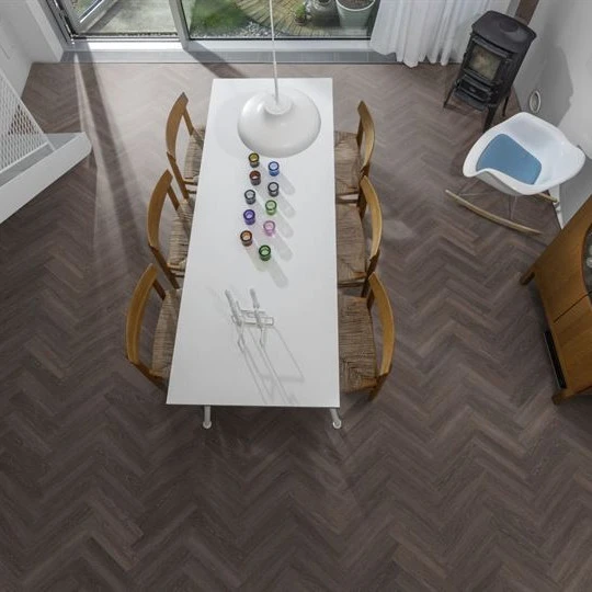 Pardoseala LVT SPC Kahrs Herringbone Tongass 720x120x5 mm strat uzura 0.55 mm
