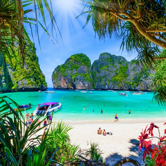 Fototapet fara imbinari Maya Bay