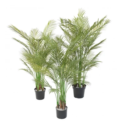 Vedere de jos a Areca artificiala cu multiple trunchiuri și frunze verzi în ghiveci PVC