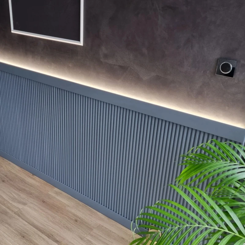 Brau decorativ perete LED 10 x 2,5 x 200 cm QL017