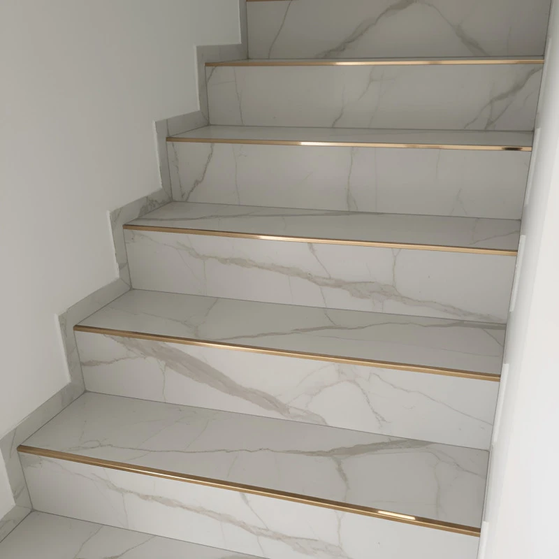 Profil terminatie patrat pentru gresie si faianta inox cupru lucios 12 x 12 x 2700 mm