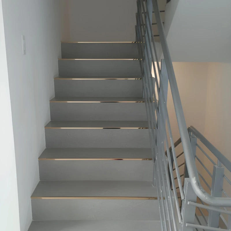 Profil terminatie patrat pentru gresie si faianta inox cupru lucios 12 x 12 x 2700 mm