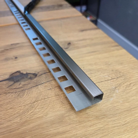 Terminație pătrată gresie faianță 12 x 12 x 2700 mm din inox auriu antic