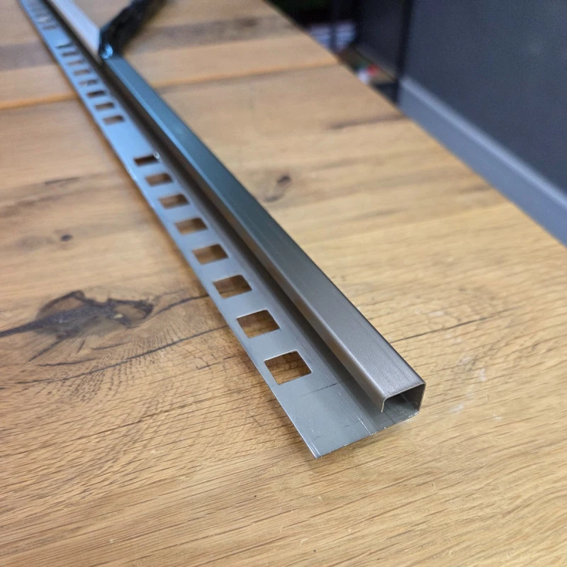 Terminație pătrată gresie faianță 12 x 12 x 2700 mm din inox auriu antic