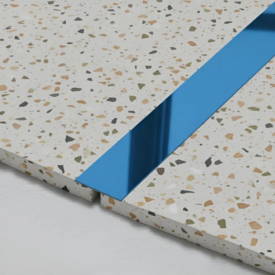 Platbanda albastru lucios 20×2700×0.6 mm, inox, profil decorativ – PP20ALO