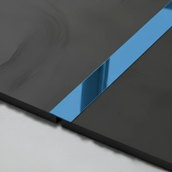 Platbanda albastru lucios 15x2700x0.6 mm, inox, profil decorativ