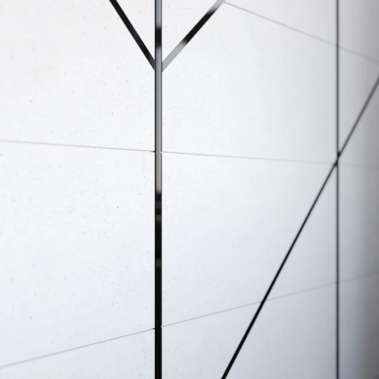 Platbanda inox negru lucios 20 x 2700 x 0.6 mm, profil decorativ