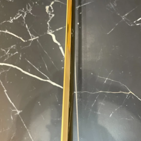 Prag de trecere inox 38 x 2700 mm auriu lucios - la nivel - lipire cu adeziv