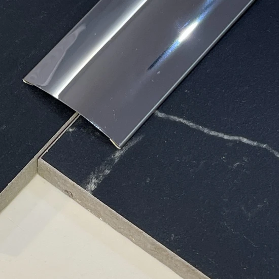 Prag de trecere inox 38 x 2700 mm crom lucios - la nivel - lipire cu adeziv