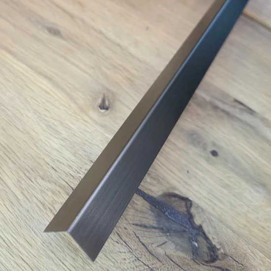 Coltar inox 15 x 15 mm auriu antic - tip L