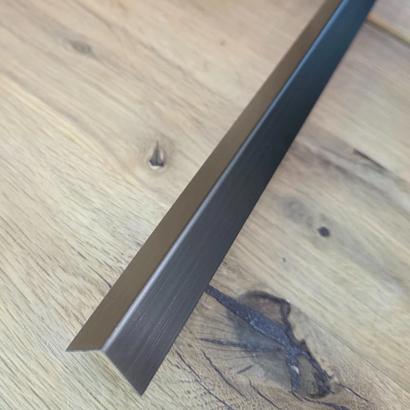 Coltar inox 15 x 15 mm auriu antic - tip L