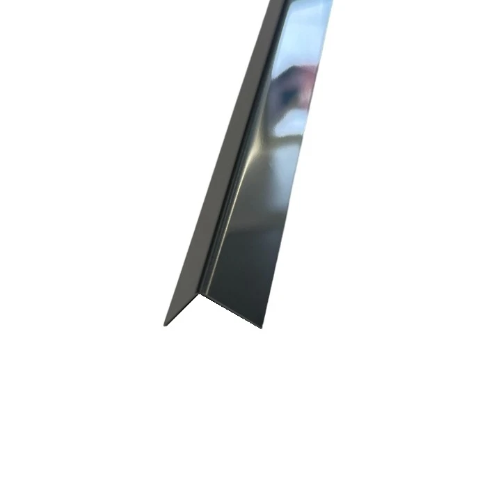 Coltar inox 15x15 mm negru lucios 2700 mm - Profil tip L