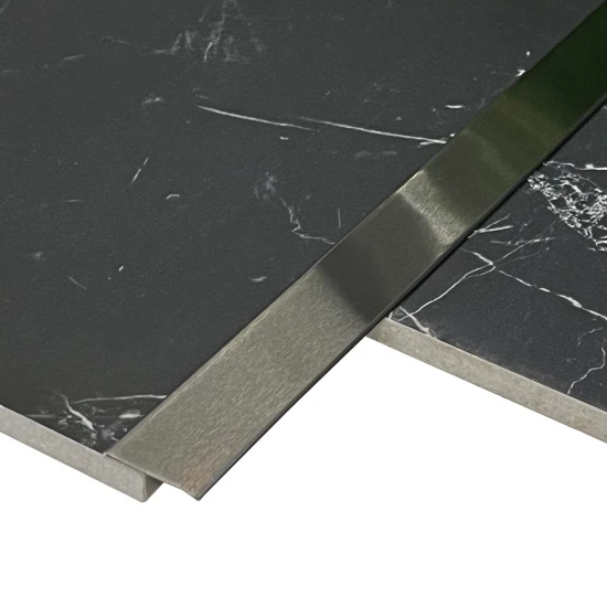 Profil trecere T inox 30x9x2700 mm negru mat / periat - la nivel