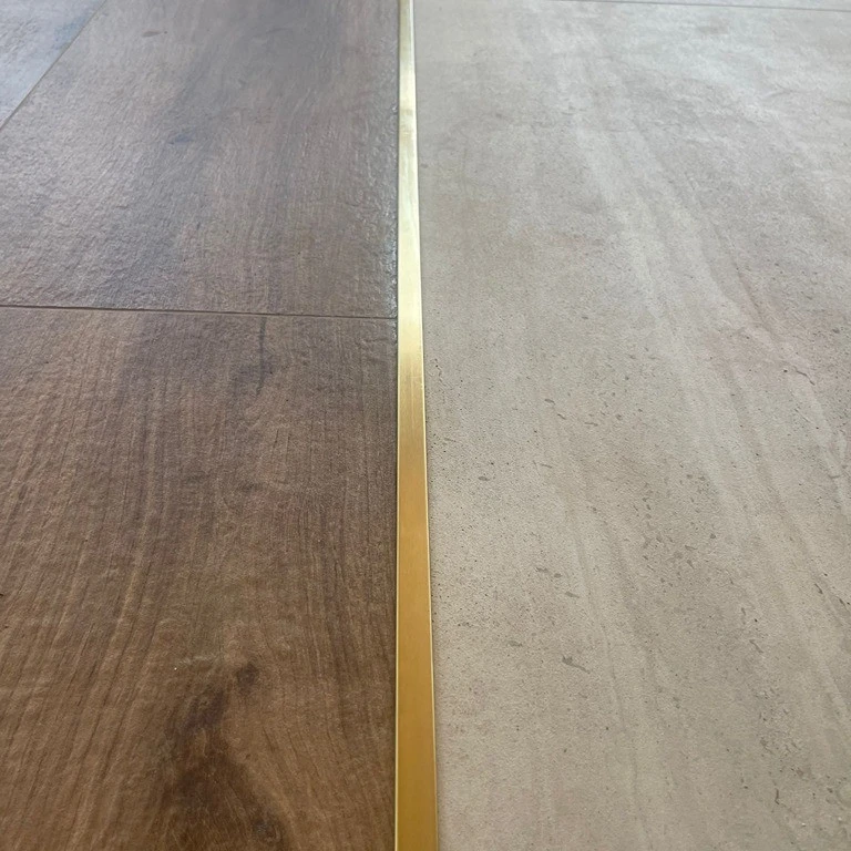 Profil trecere T inox 15x9x2700 mm auriu mat / periat - la nivel - PT15AB