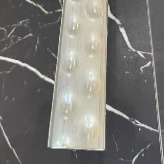 Brau U inox auriu lucios 30 x 9 mm - listel embosat decorativ faianta 2.7 m