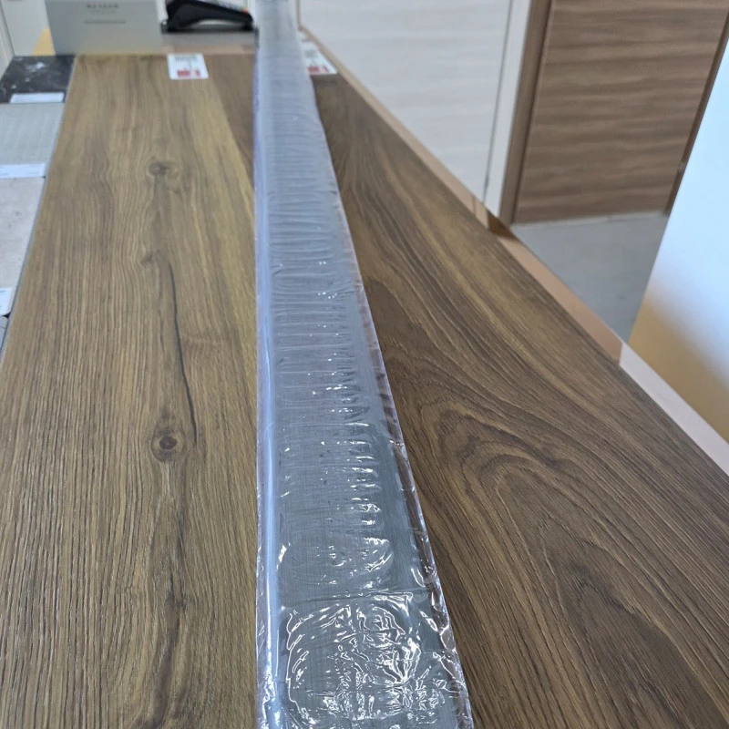 Plinta decorativa Brushed Gray WP10 14x79x2000 mm din Polimer Dur
