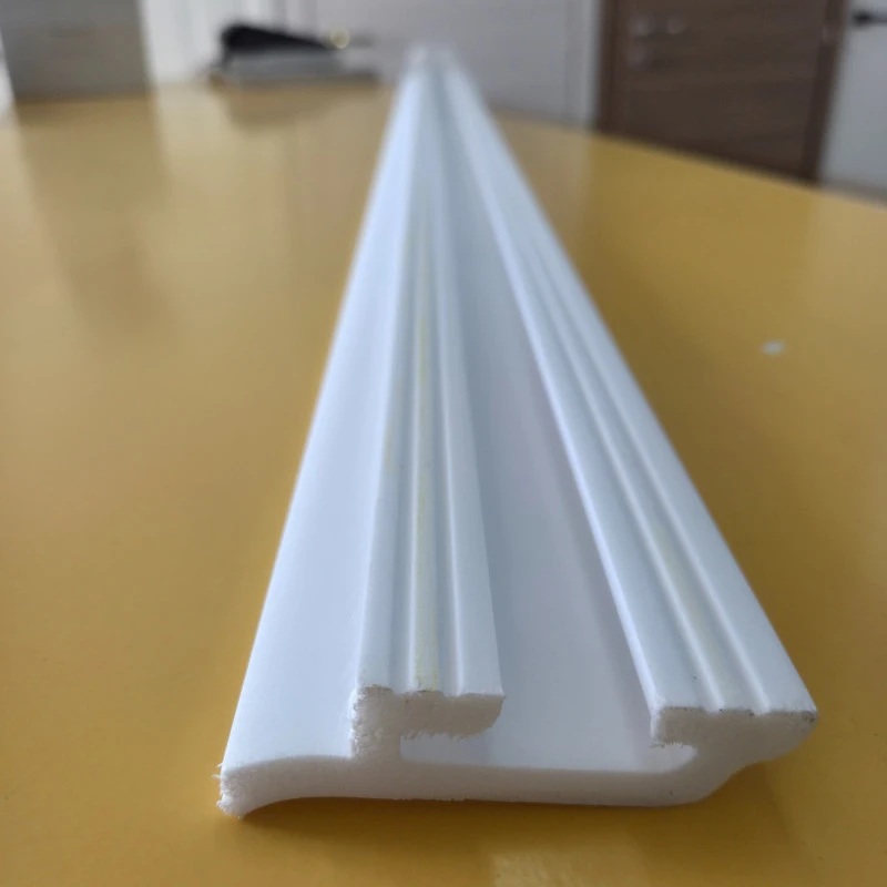 Plinta decorativa lata 8.2 X 2.6 X 200 CM, profil duropolimer MD8300 - clasic & elegant