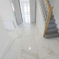Plinta decorativa Gold White WP08 14x79x2000 mm, aspect marmura Calacatta Gold din Polimer Dur